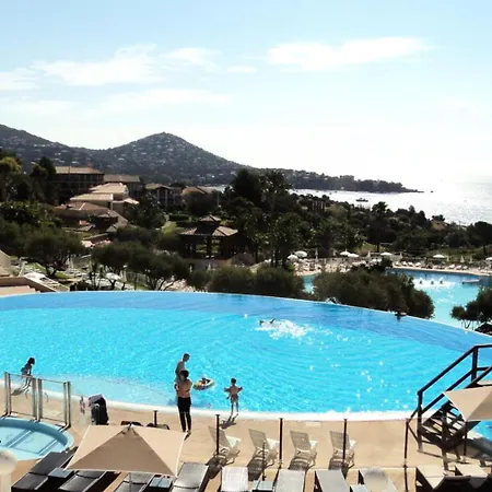 Résidence Le Hameau De Cap Esterel - Maeva - 4 Personnes - Sélection Climatisé Mae-9284